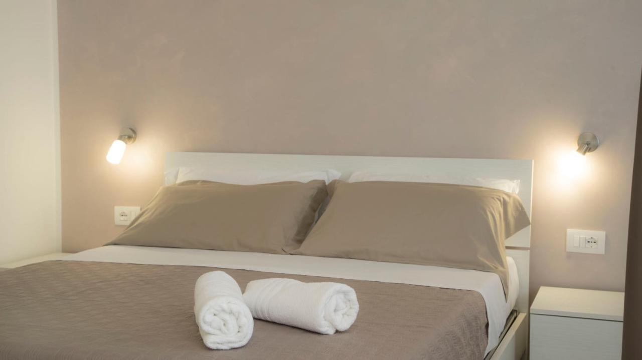 I Suoni Del Mare Apartman Porto San Giorgio Kültér fotó