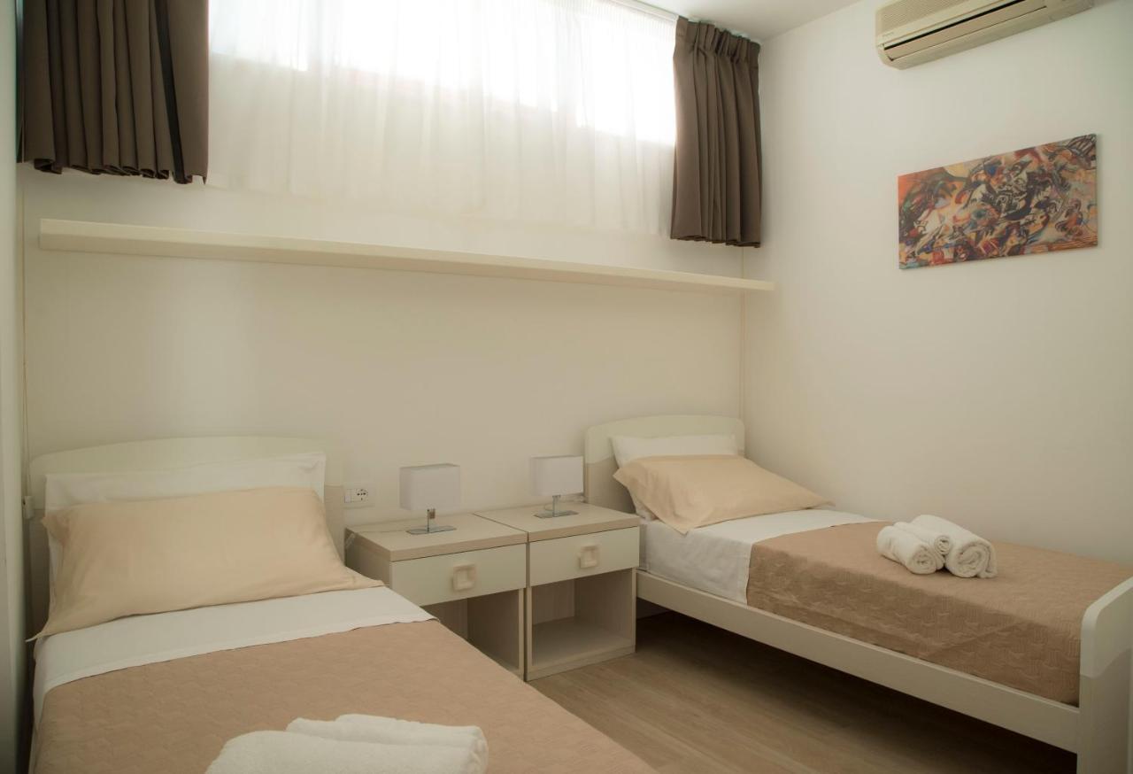 I Suoni Del Mare Apartman Porto San Giorgio Kültér fotó