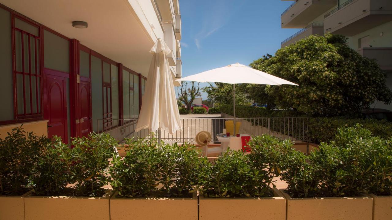 I Suoni Del Mare Apartman Porto San Giorgio Kültér fotó