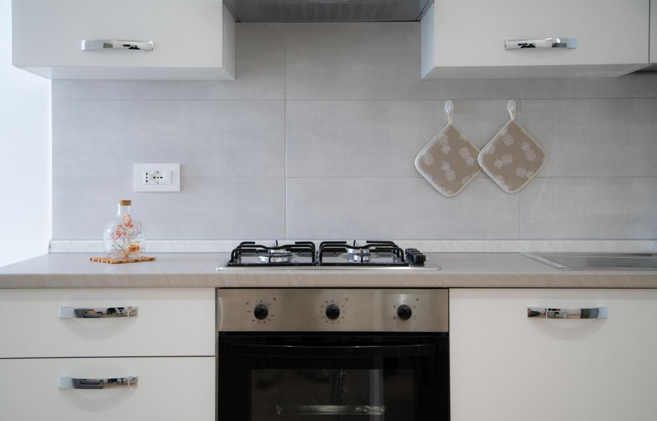 I Suoni Del Mare Apartman Porto San Giorgio Kültér fotó