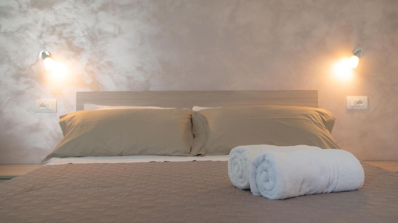 I Suoni Del Mare Apartman Porto San Giorgio Kültér fotó