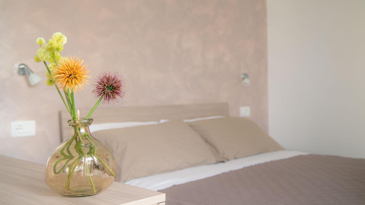 I Suoni Del Mare Apartman Porto San Giorgio Kültér fotó